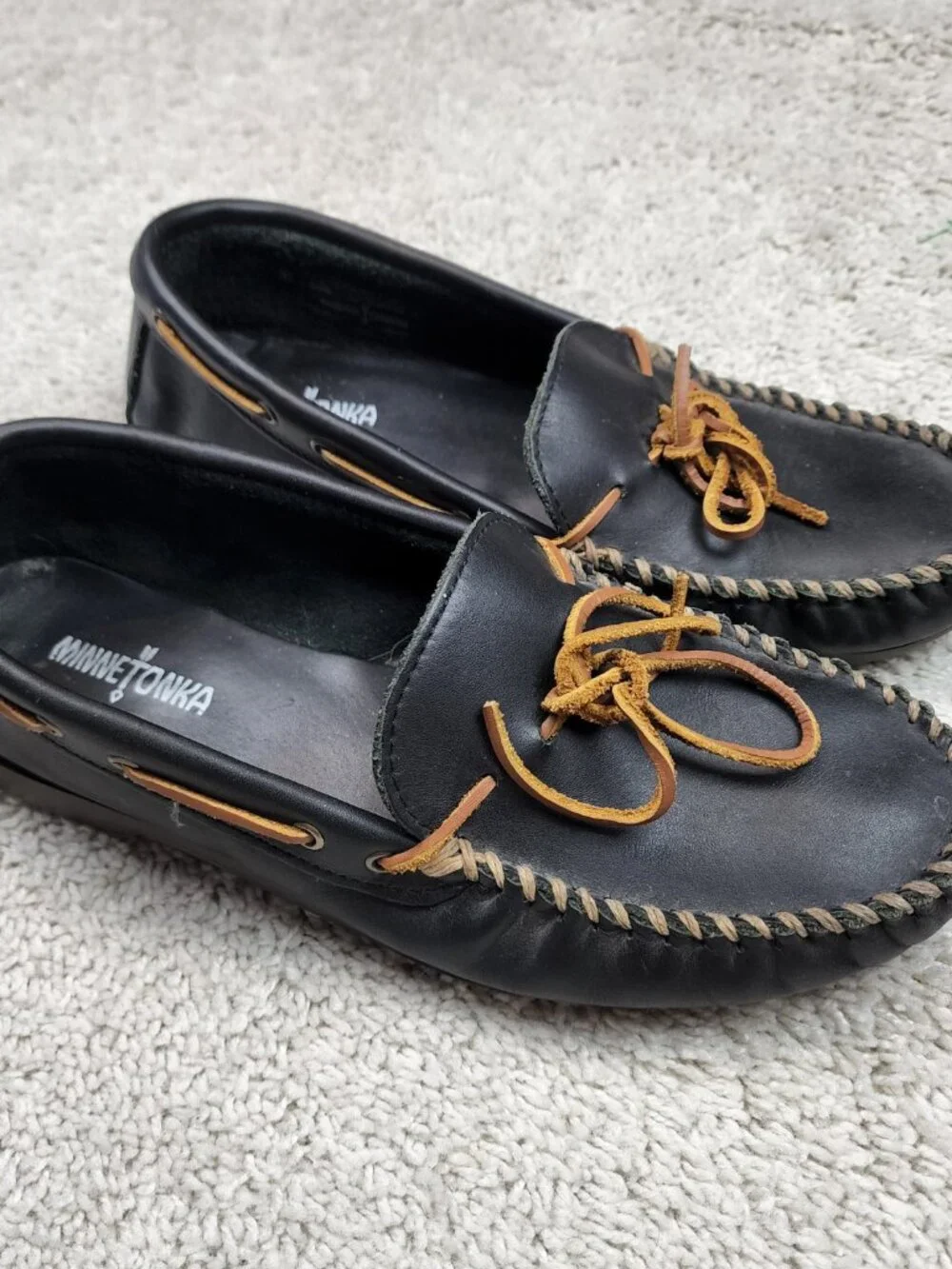 Minnetonka Men's Street Moc Moccasins Black Leather Size 11 749W 231275 003 9